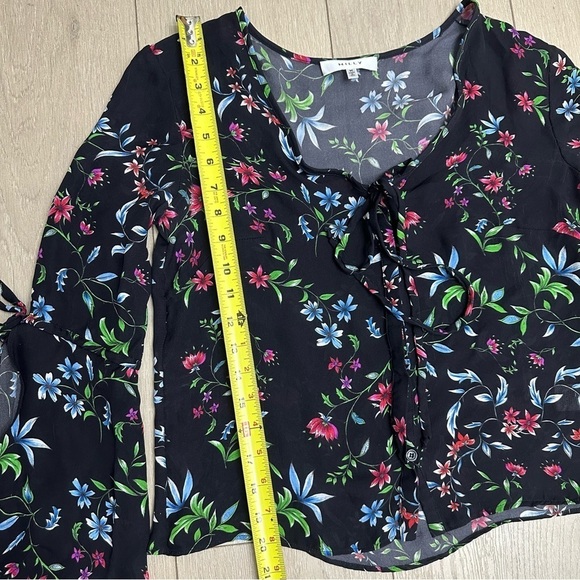 Milly Silk V neckline Top With Wildflower Print Size Medium - Picture 11 of 12